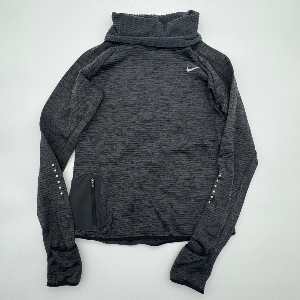 Nike Dri-FIT Therma Sphere Element long-sleeve running pullover Small